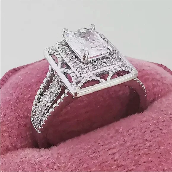 New Women’s 925 Silver Square Diamond Engagement Ring - Picture 5 of 6